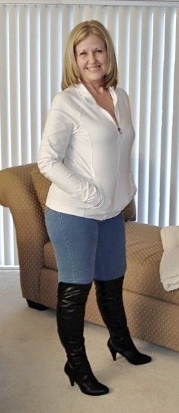 I wonder if I’ll turn any heads in this outfit… ;-) ❤️ XOXO