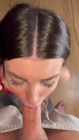 Brunette suck
