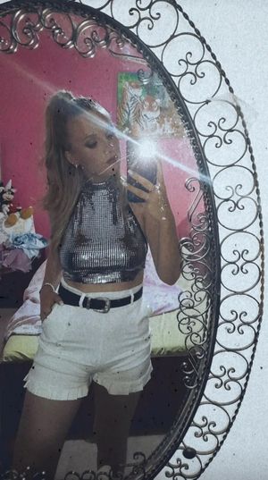 Tell me where, and I'll be there ♡