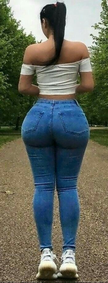 I swear this Heart Shaped Ass is on a Rican