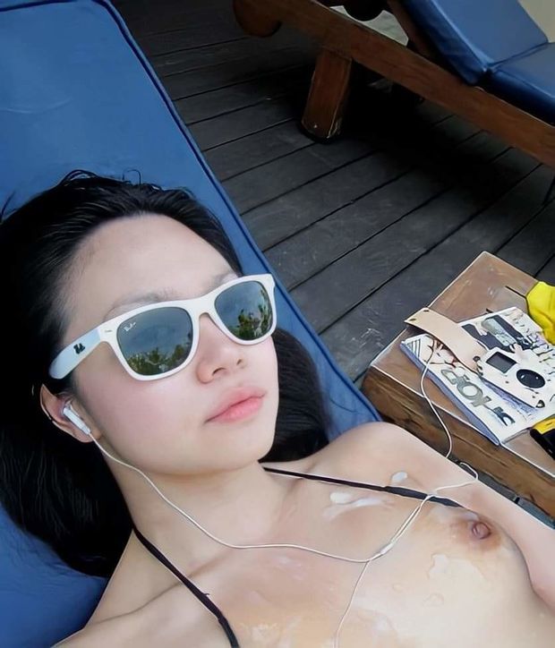 Cum on Vira the naked asian