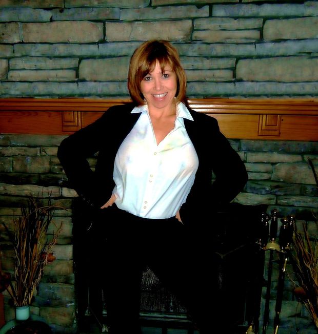 Denise showing off her big tits with no bra!