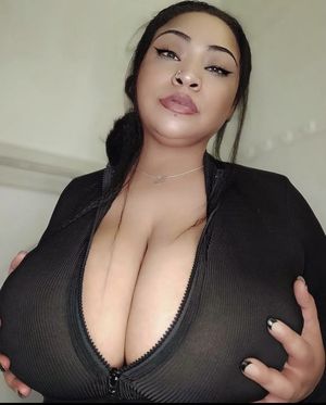 Busty Kary