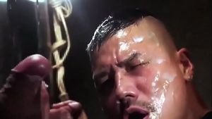 japanese-gloryhole-bukkake