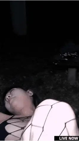 Amateur Asian Night Creampie at Garden when Live Streaming