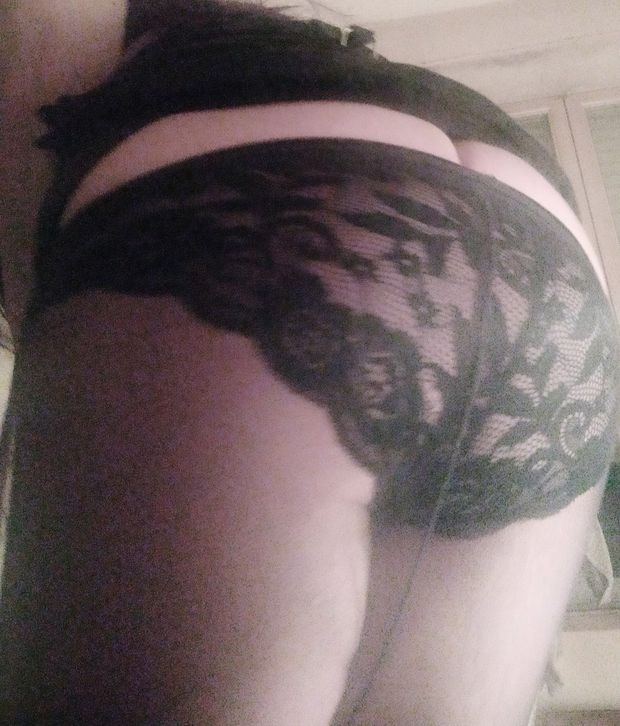 Put my panties off and fuck my Sissy ass