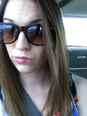 Chick's Lips Make Your Dick ROCK Hard