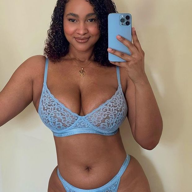 Pinkbesos looking adorable in Lounge bra and panties