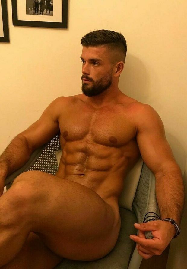 Shirtless Muscular Male Beefcake Nude Muscle Man Beard Hunk Jock