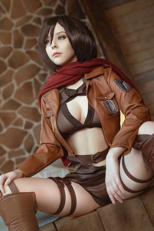 SNK cosplay Disharmonica