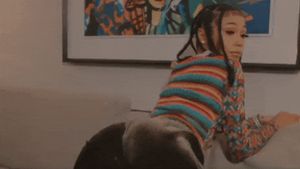 Coi Leray making that little butt jiggle...