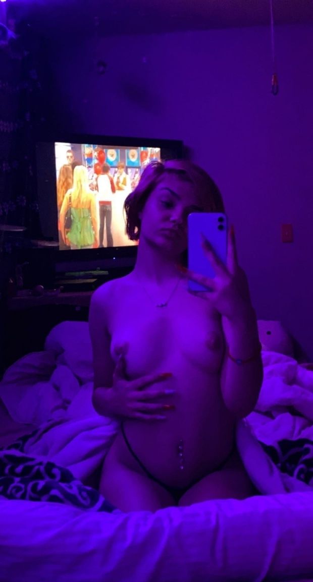 Hot teen sexy belly