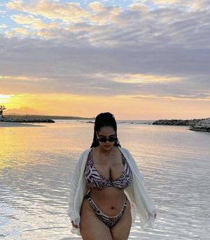 The Beautiful Katelyn Sade vacationing in Jamaica