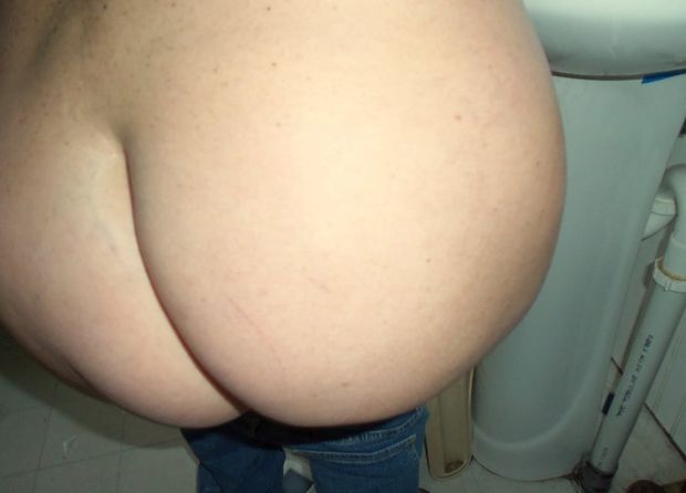 Big naked ass