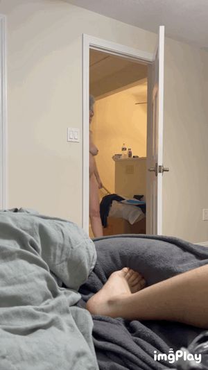 Hidden Cam Pregnant GF coming out of shower