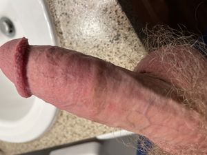 Horny, thick cock here, ladies let’s have some fun; guys let’s talk and share/submit your ladies(myg1669@gmail) who will make me cum?