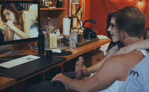 I caught my bf’s dad watching porn and decided to help.. my bf would be proud