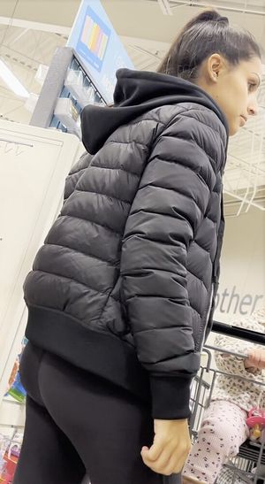 Pretty brunette bubble 2