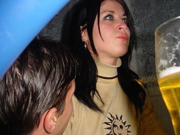Jeune jolie grosse coquine