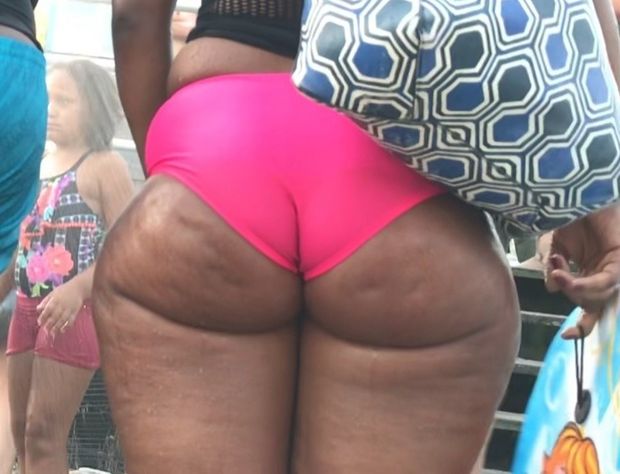MOMMY ASS