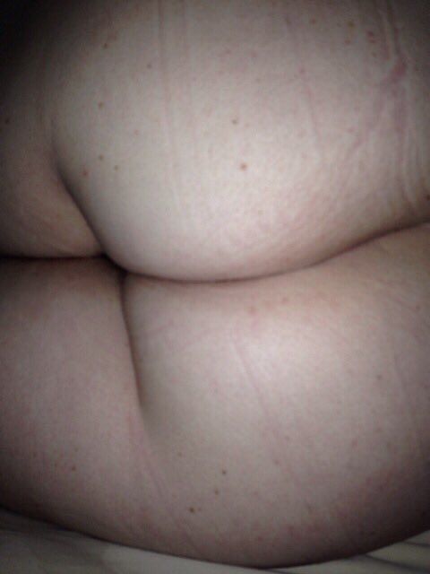 Chubby MILF Ass