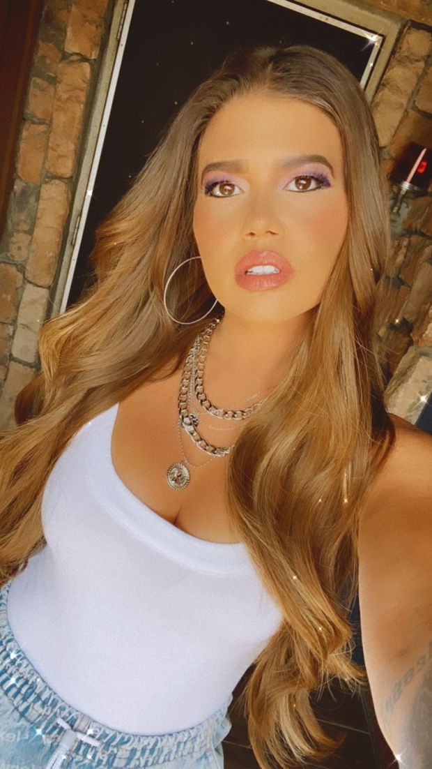 Hot cleavage.