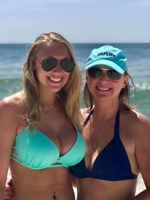 Beach blonde babes.