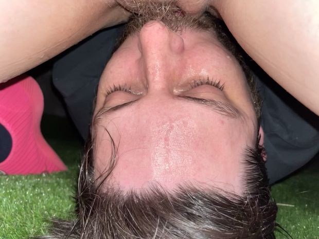 Drinking her piss