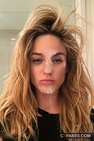 Caity Lotz facial