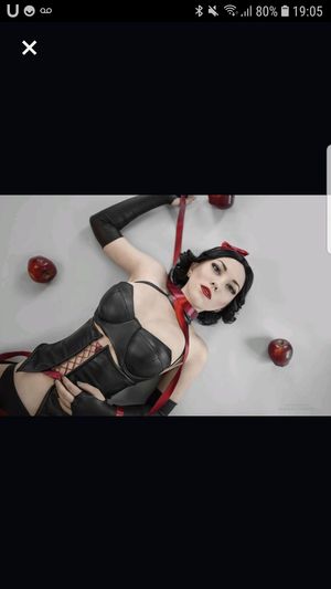 Sexy snow white cosplay