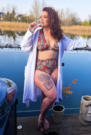 carrie hope Fletcher bikini