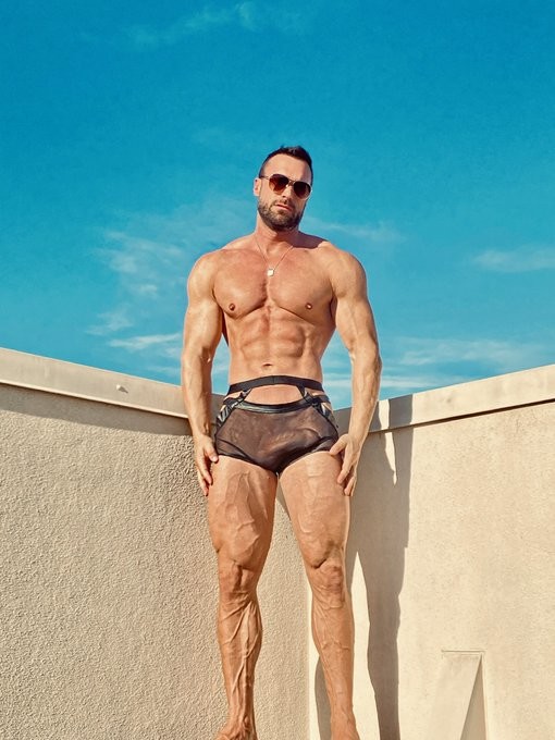 Bastian Yotta