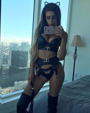 sexy lingerie selfie