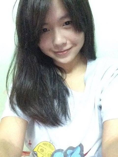 Asian Vietnamese Selfie - Đinh Thị Kim Ngọc