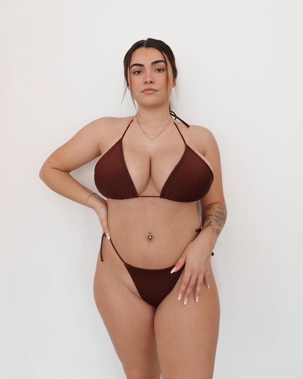 busty teen