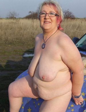 Gorgeous Saggy Mature BBW