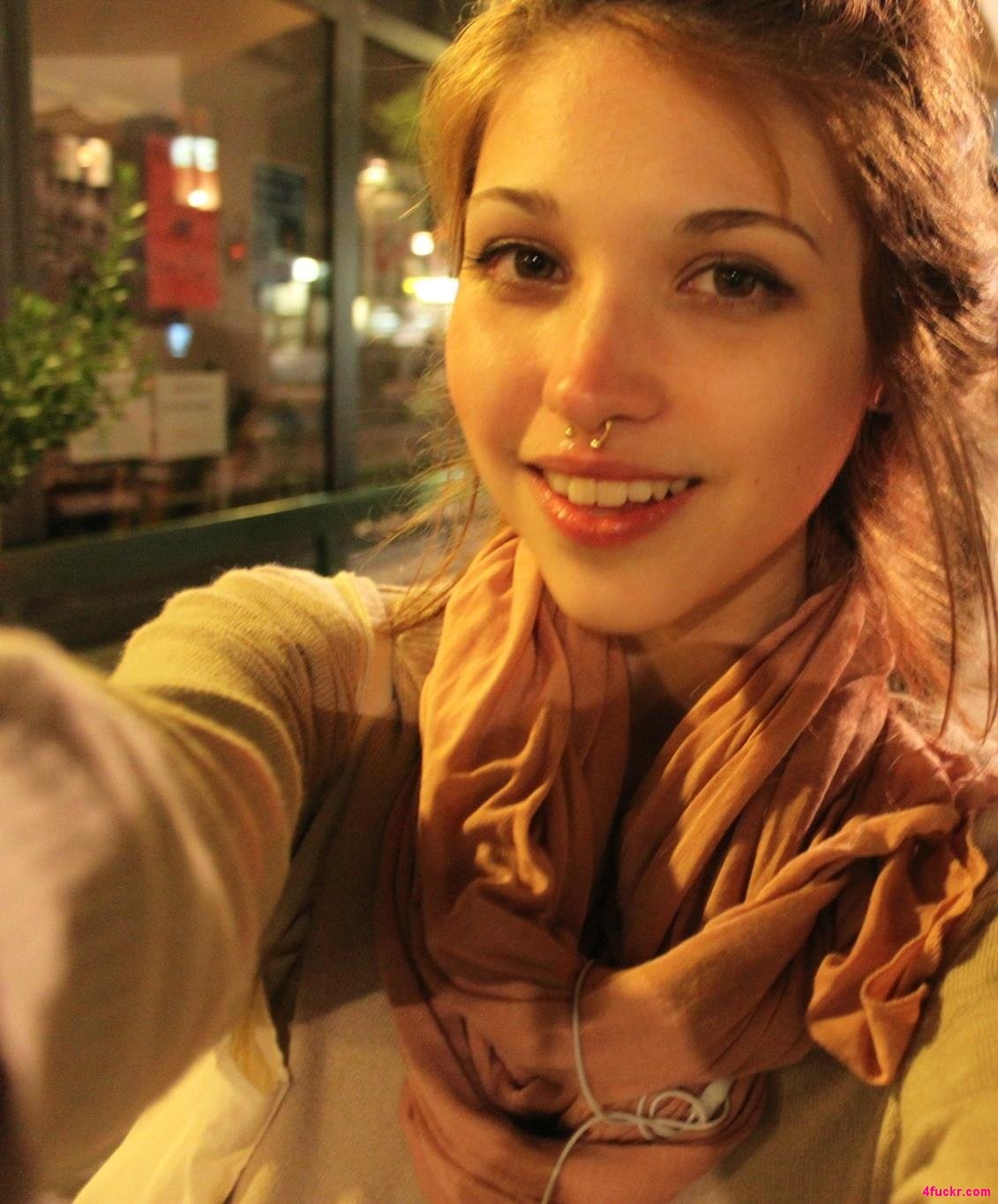 Random cute chick