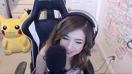 Tingles, talking & tapping from a streamer.