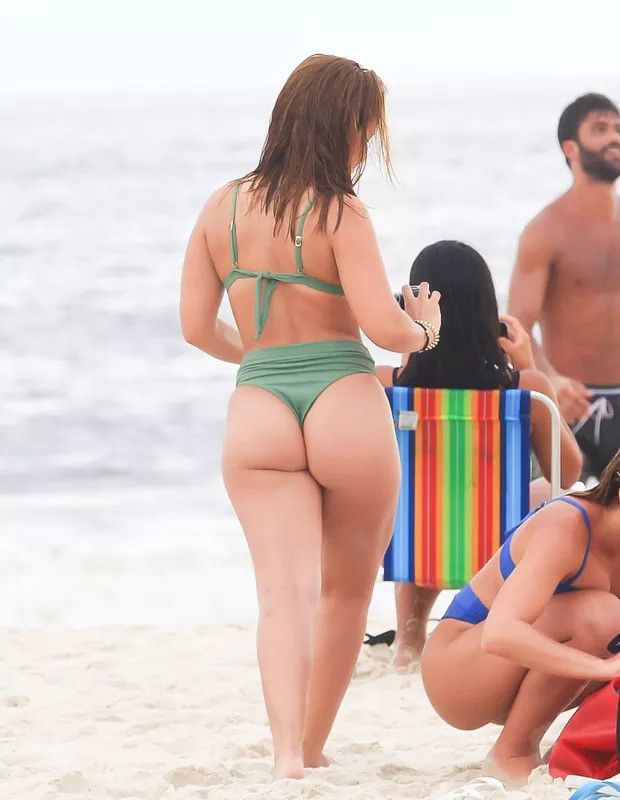 Larissa Manoela