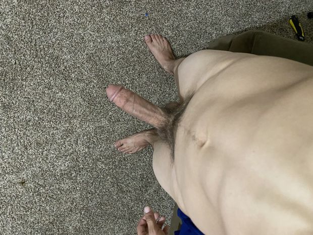 Fit daddy needing fun