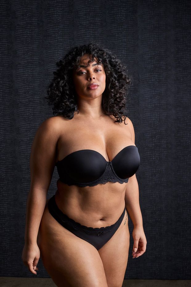 Tabria looking beautiful in Black bra and panties