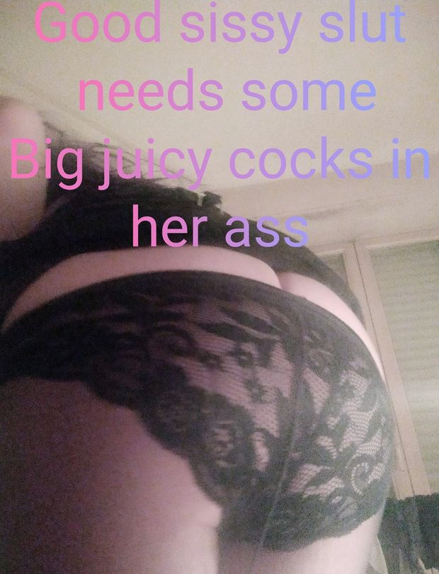 I'm a naughty slut.