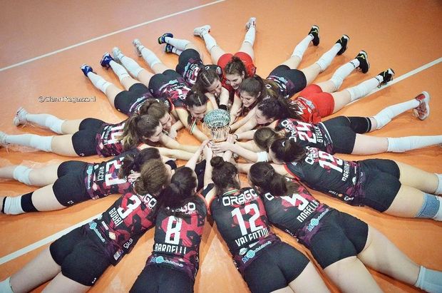 Group volley