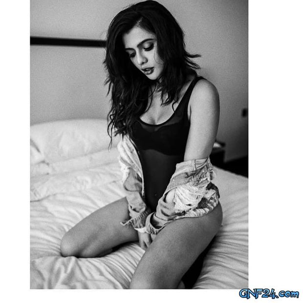 This hot women is so amazing