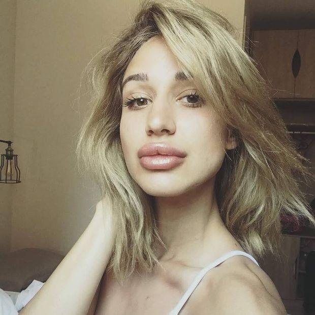 Now i have the fuck my lips,and cum on my face