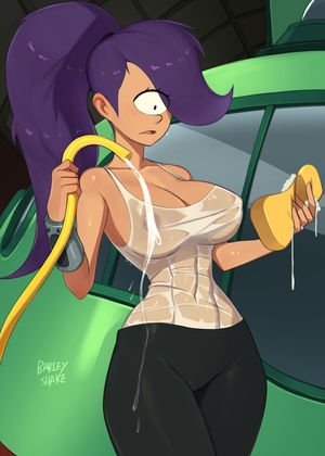 Wet T-Shirt - Futurama - Leela