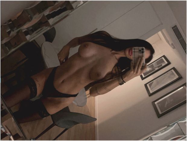 Theodora topless selfie