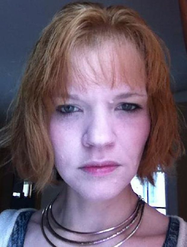 strawberry blonde selfie