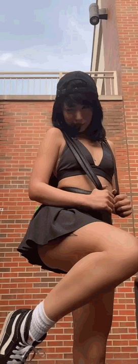 Looking for a discrete encounter