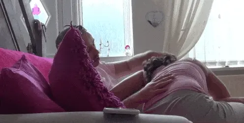 The college guy nextdoor tricked ur mom into blowjob